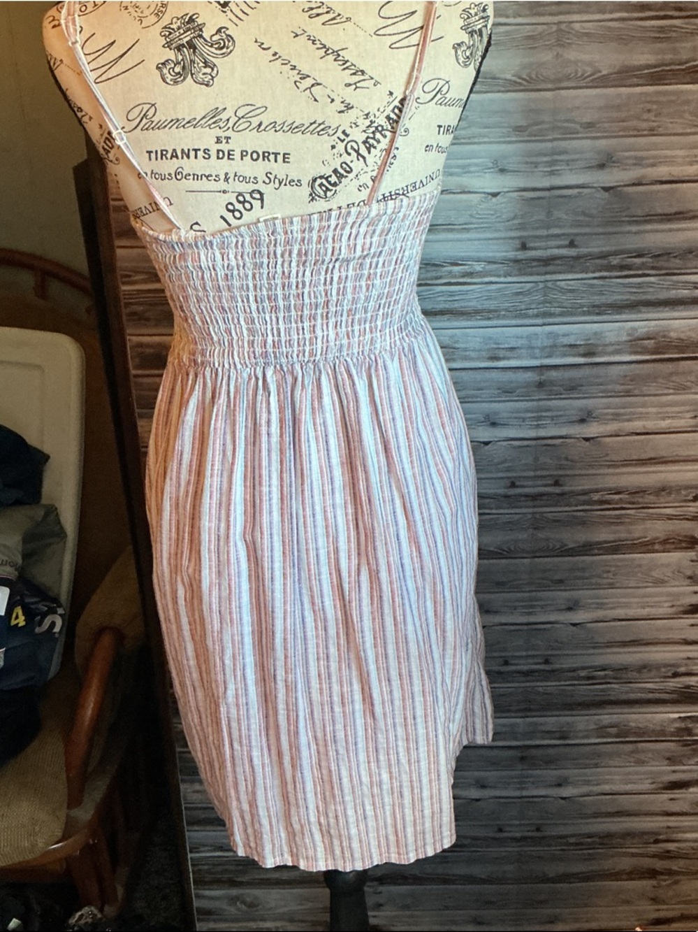 ★ Smocked Stripe Sundress Button Front Spaghetti Strap Dress Medium - Picture 4 of 4